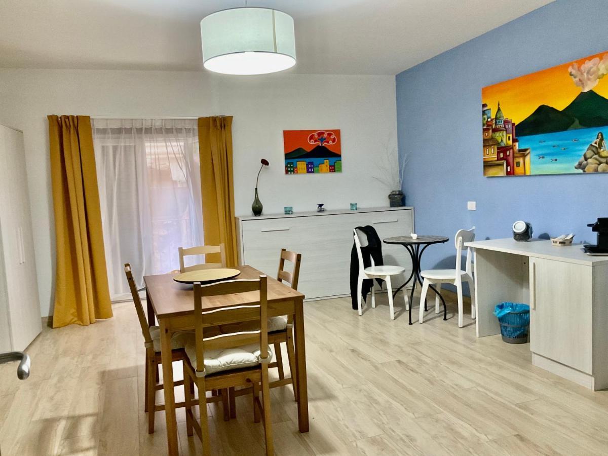'A Room De' Scugnizzi Nápoles Exterior foto