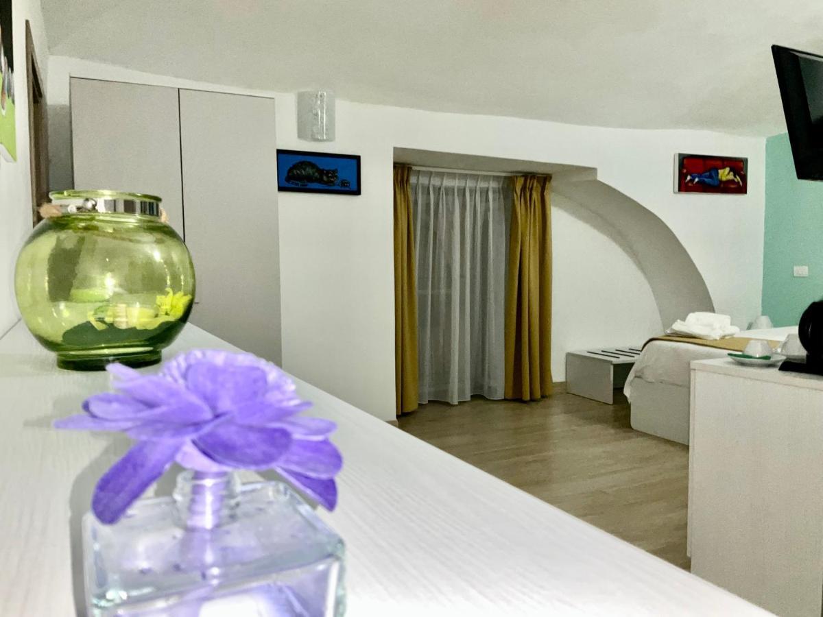 'A Room De' Scugnizzi Nápoles Exterior foto