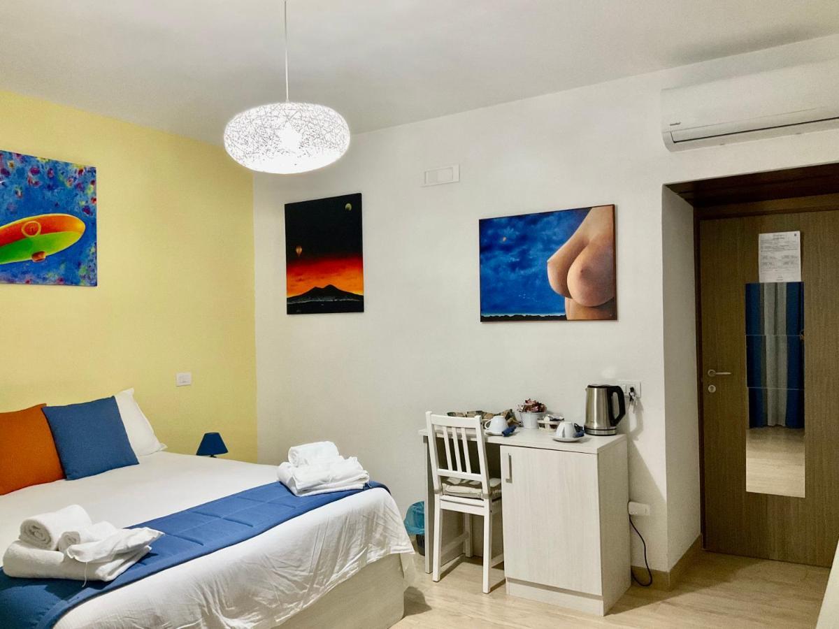 'A Room De' Scugnizzi Nápoles Exterior foto